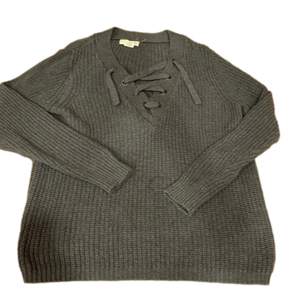 sweater size small good condition IF it were me - Picture 1 of 2